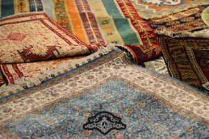 Understanding-the-Different-Types-of-Rugs-and-How-to-Clean-Them